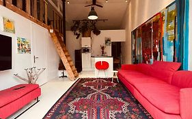 Juna'S Loft